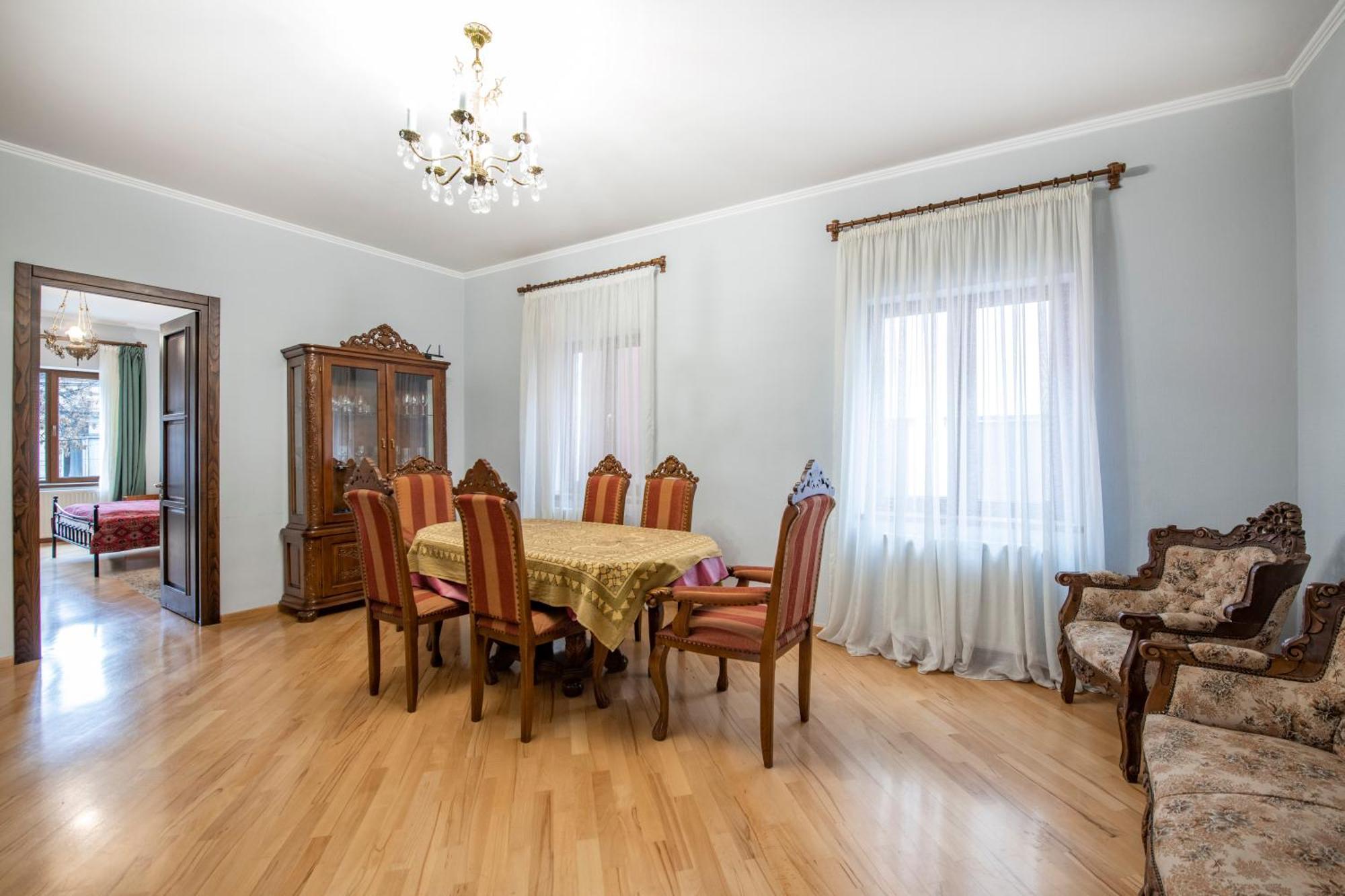 Your Home, Old Тбилиси Екстериор снимка